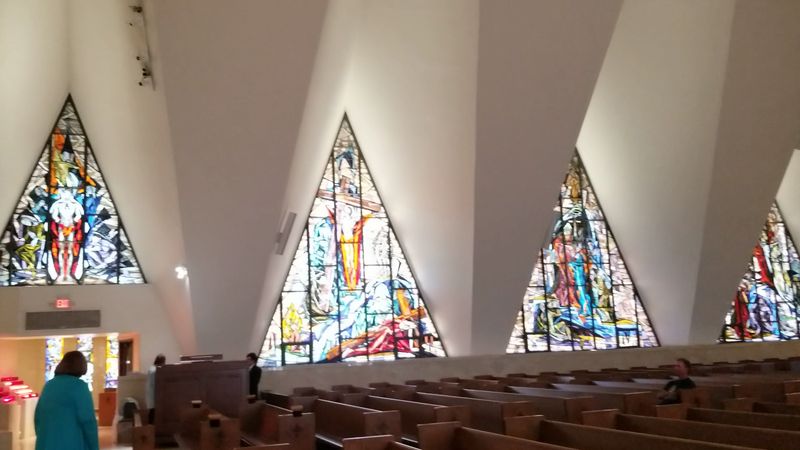 Isabel Piczek's Glowing Stations Of The Cross