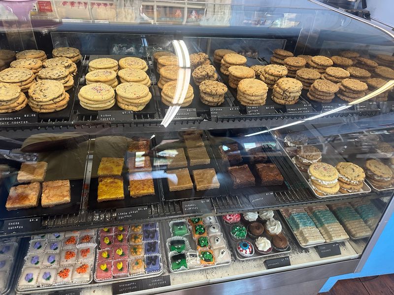 Cookie Country: Six Kinds And A Kitchen Sink