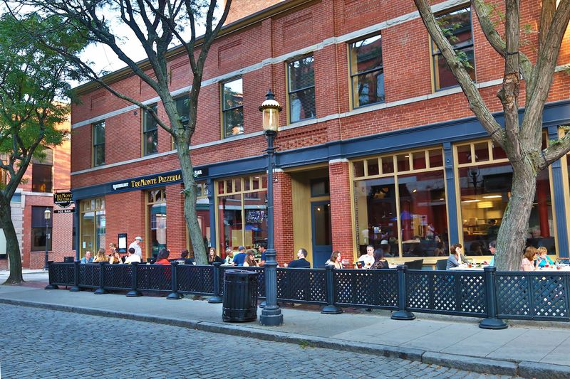 Pizza Counters And Quick Downtown Bites