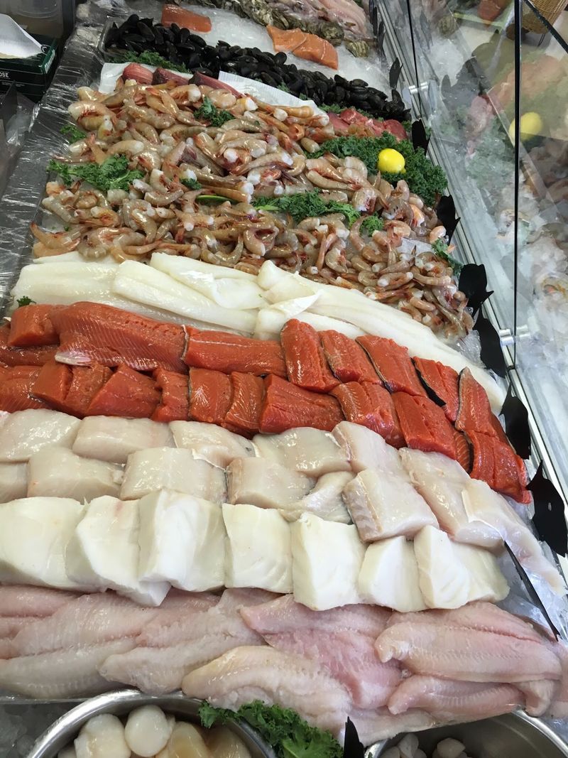 J&W Seafood