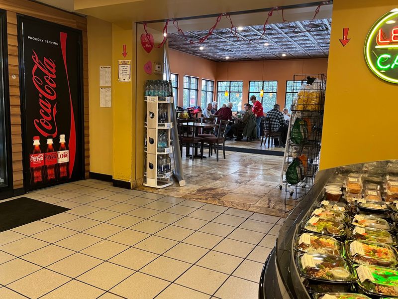 Leo's Bakery and Deli - East Rochester