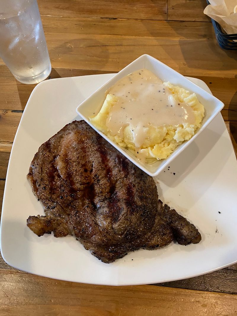 Hickok's Steakhouse, Hays
