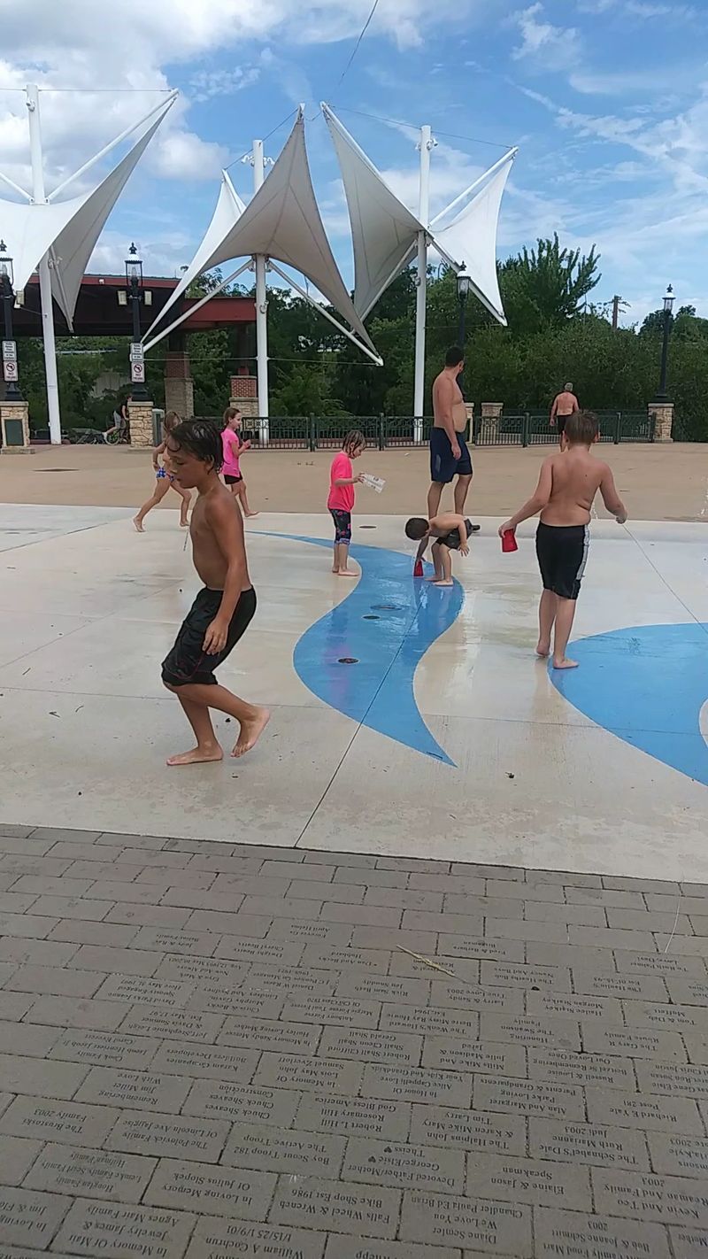 Cuyahoga Falls Downtown Splash Pad, Cuyahoga Falls, OH