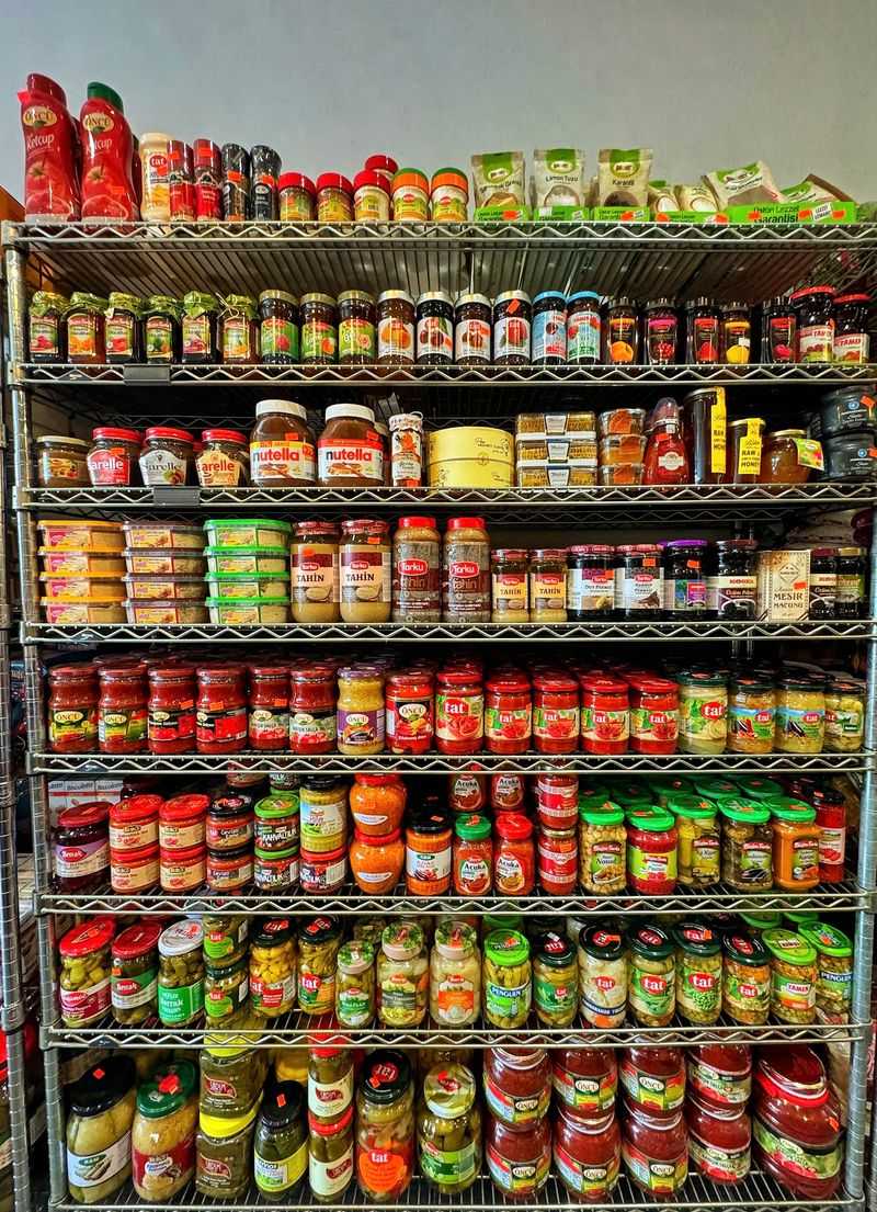 Spice Shelves For Curious Cooks