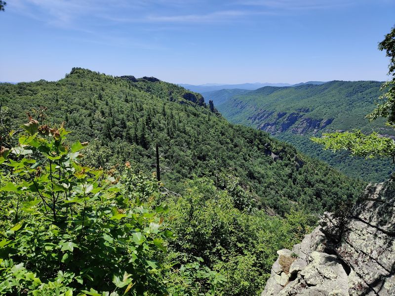 Table Rock Summit Trail, Linville Gorge Wilderness, North Carolina