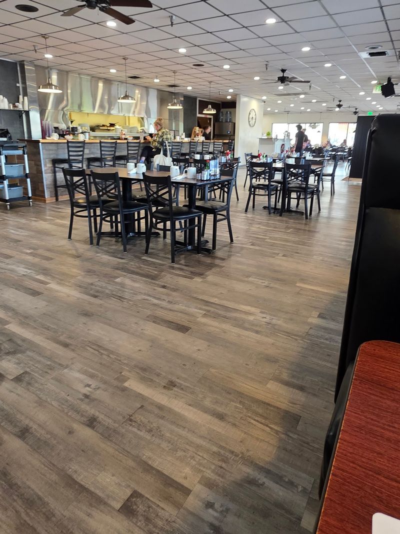 A Welcoming Spot For Families And Groups