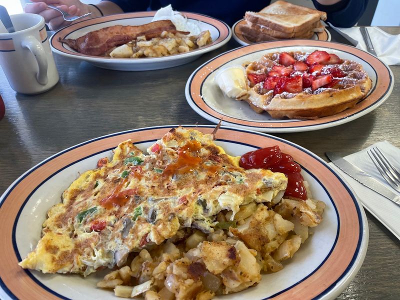 Family Corner - Astoria