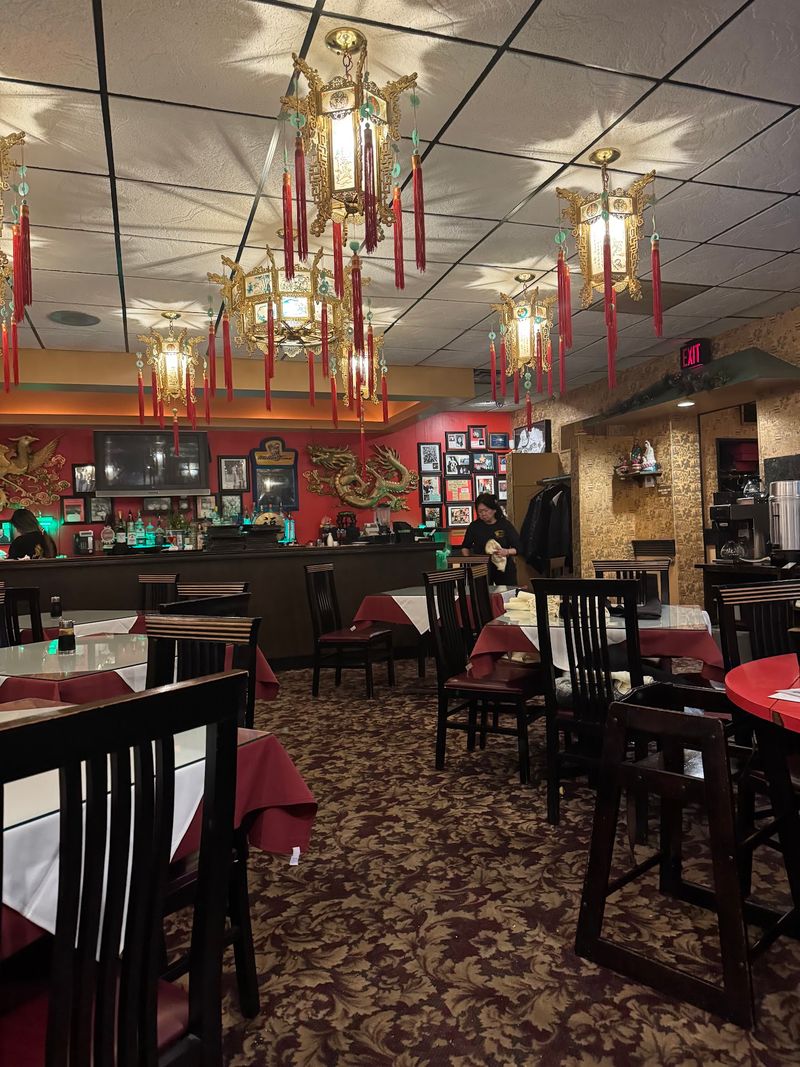 Harvey Moy's Chinese & American Restaurant