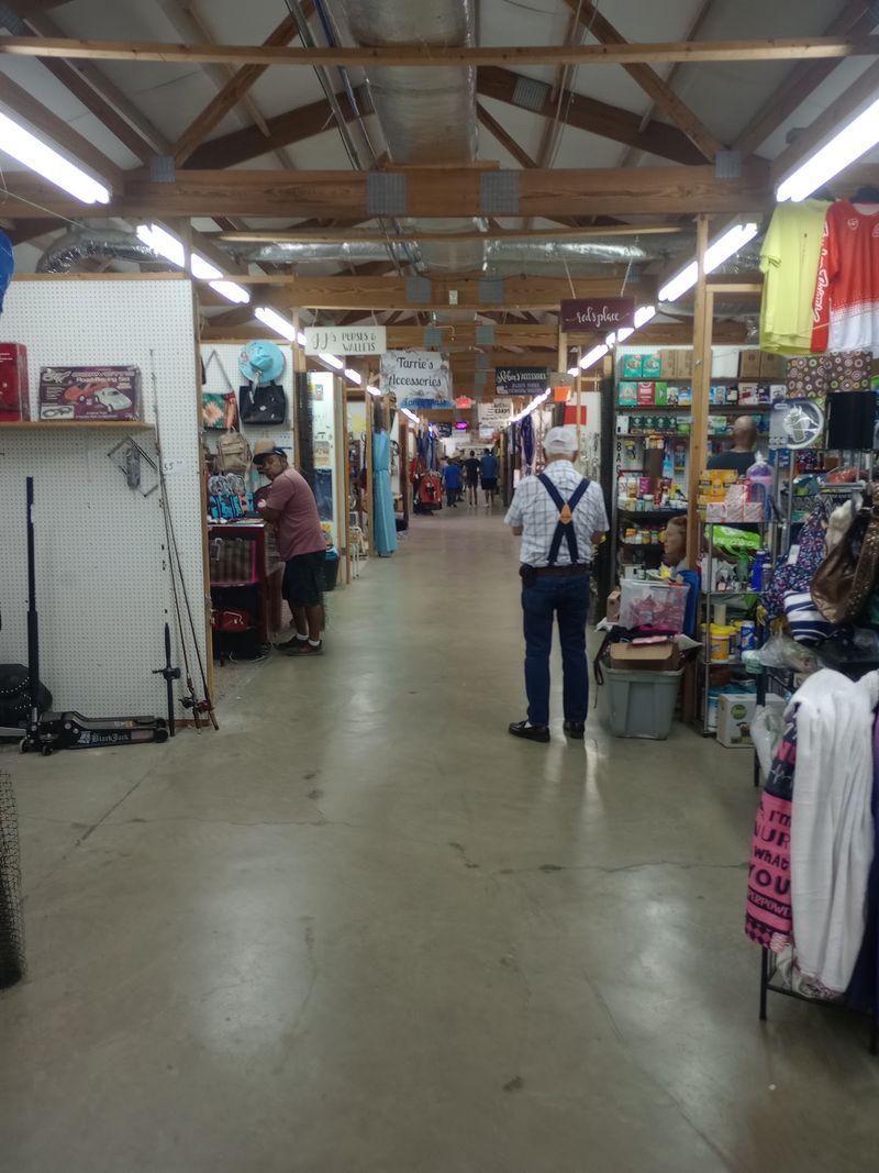 Tri Cities Flea Market