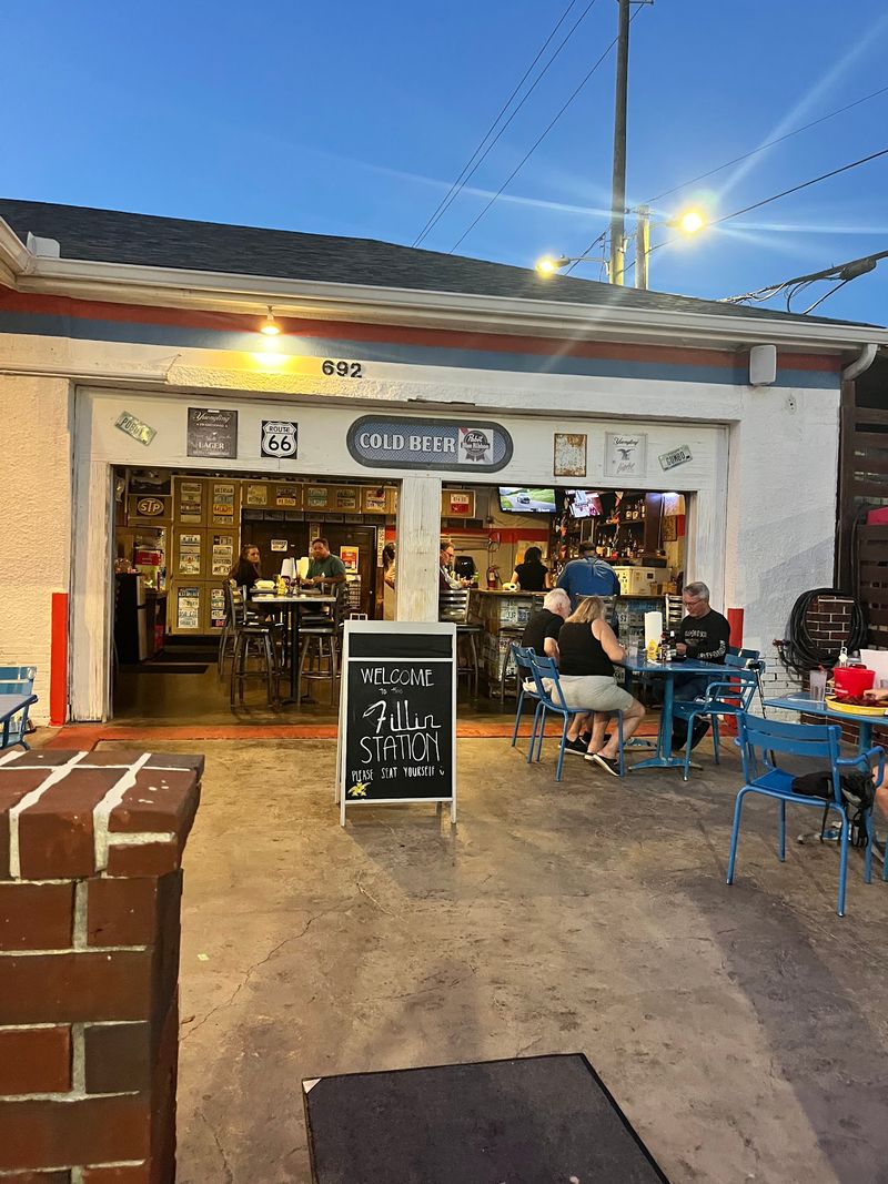 Fillin' Station