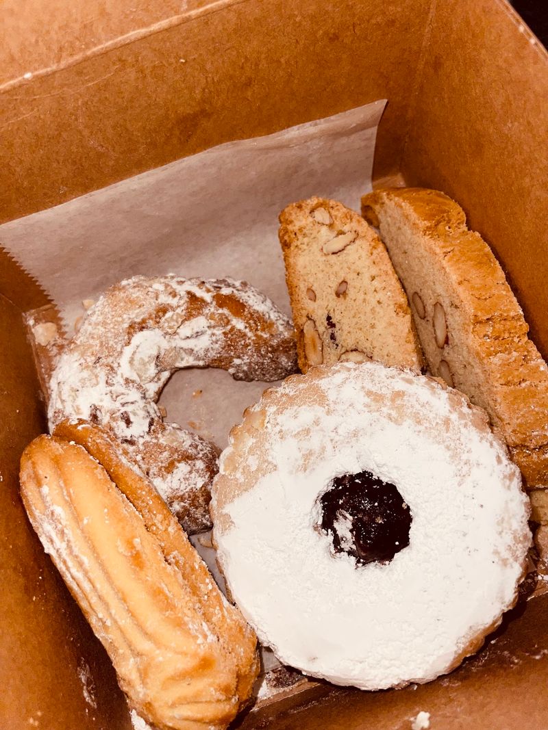 Nino's Bakery - Albany