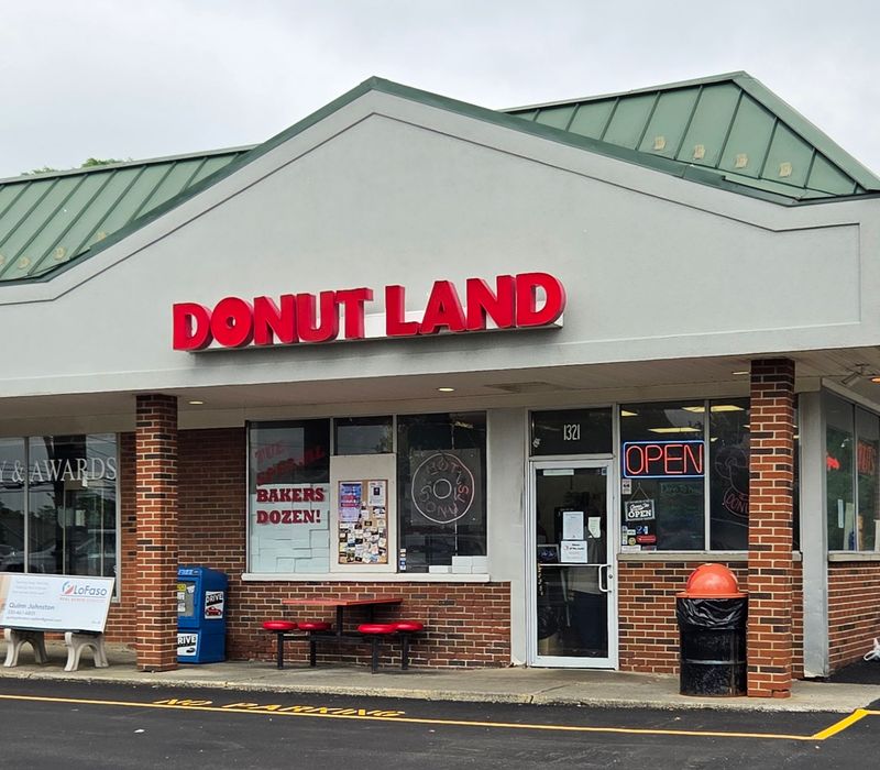 Donut Land