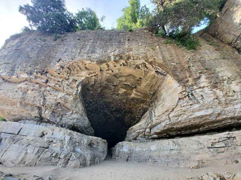 A Limestone Mouth On The Ohio River