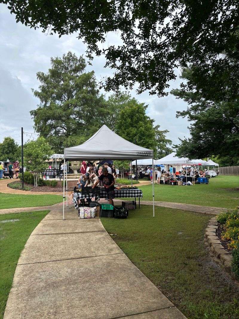 Starkville Community Market, Starkville, MS