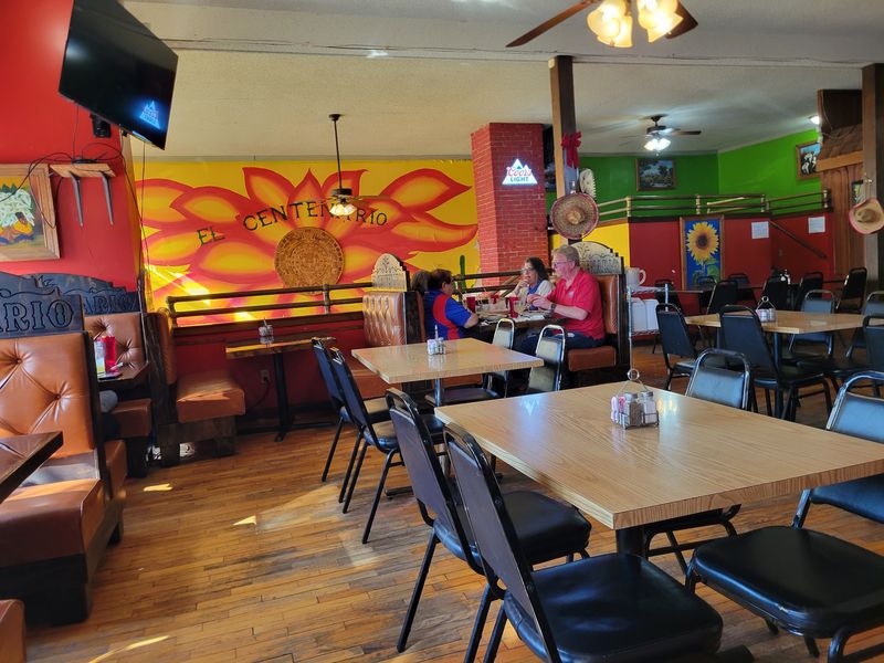 El Centenario In Downtown Topeka
