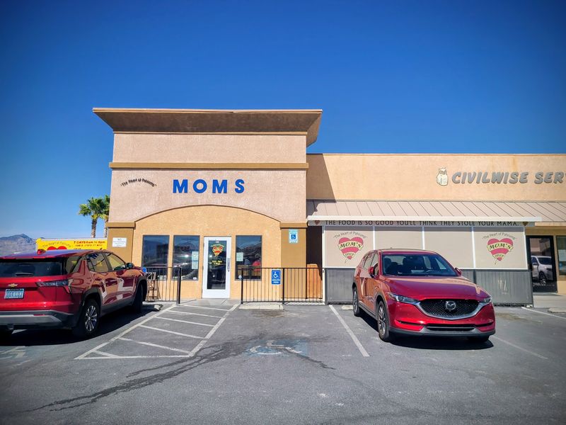 Mom's Diner