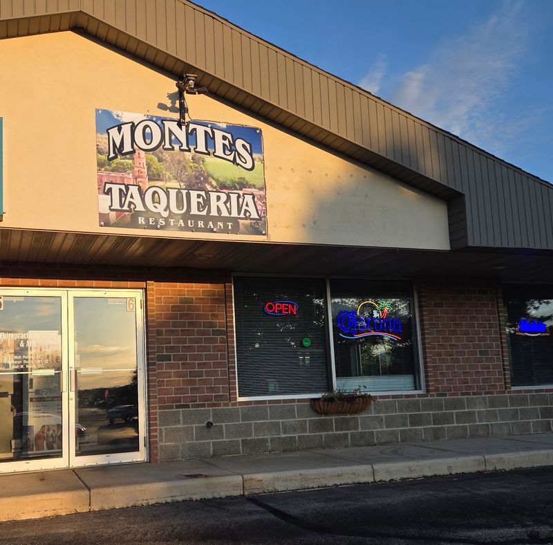 Montes Taqueria, Green Bay, WI