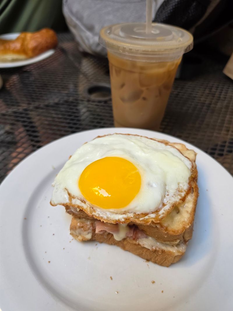 Breakfast Plates For Bigger Appetites
