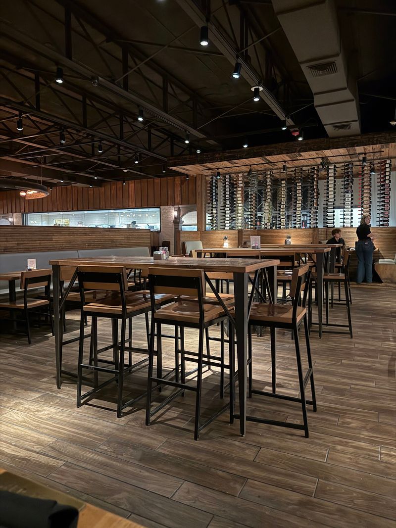 Harveys - South Gloster Street