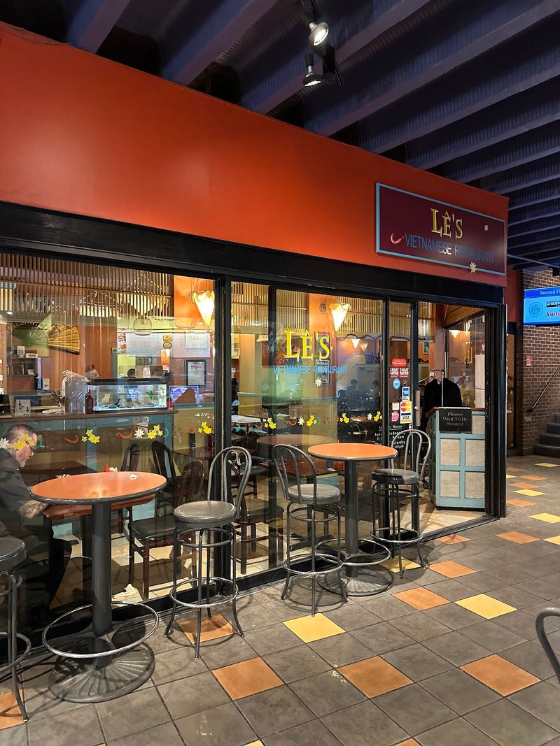 Le's Vietnamese Restaurant