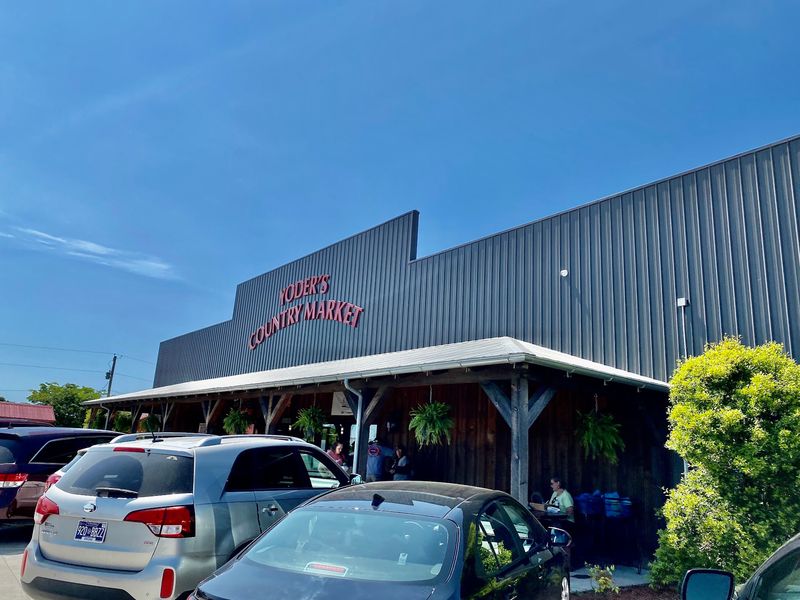 A Country Market Off the Andrew Johnson Highway