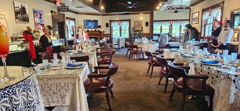 A Tea Room Tucked Inside a Working Rail Yard