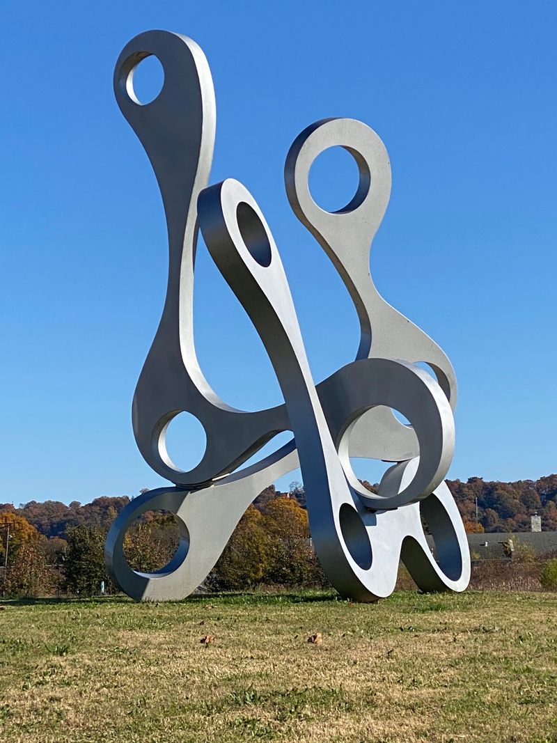 Sculptors Competing For A Two-Year Spotlight
