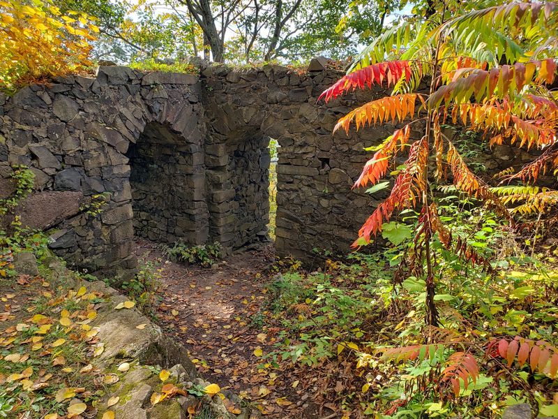 Mount Tom State Reservation