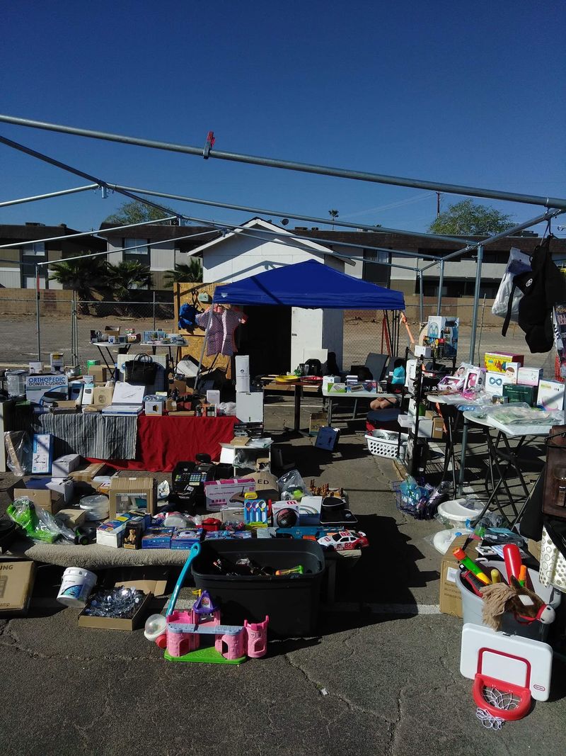 Ten-Dollar Chairs, Three-Dollar Play Mats, and the Art of No Fixed Prices