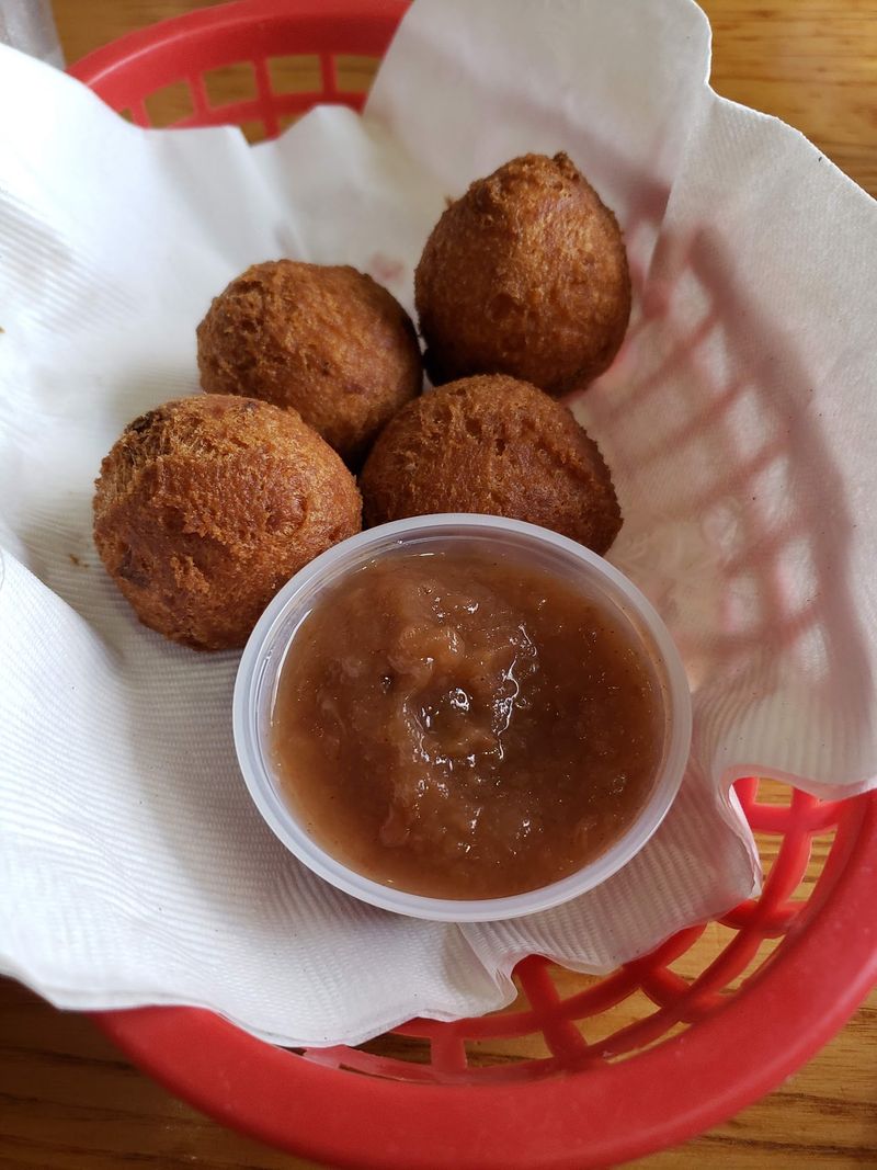 Applehouse Restaurant And Its Famous Welcome Basket