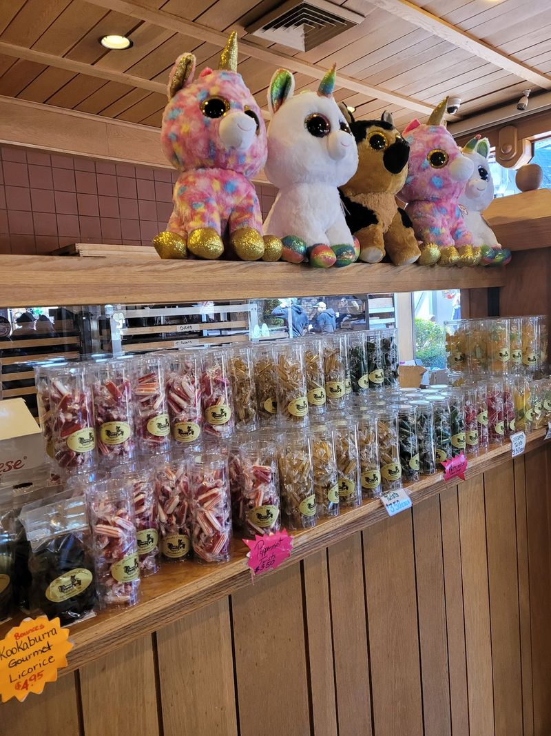 Where To Find This Old-School Candy Stop Along The Parkway