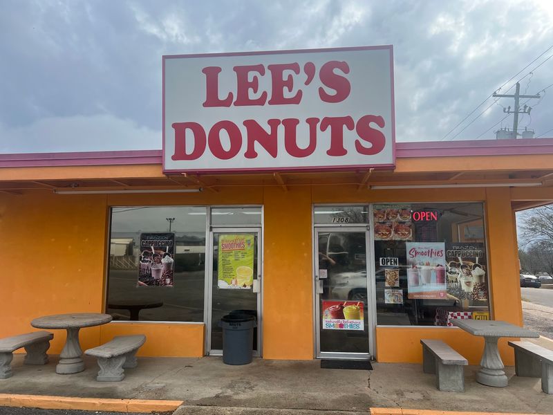 Lee's Donuts - Meridian