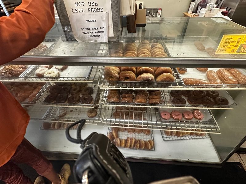 Texas-Sized Donuts, Illinois-Sized Smiles