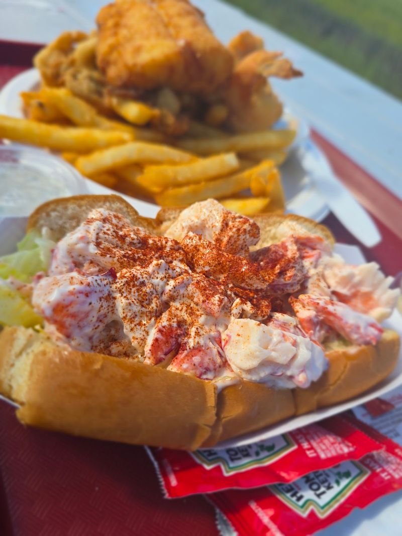 Lobster Rolls, Live Tanks, And Buttery Choices