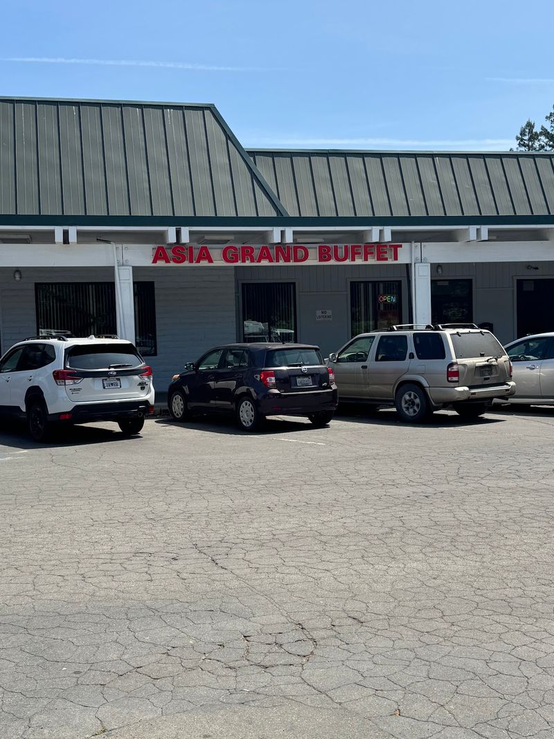 Asian Grand Buffet, Ukiah