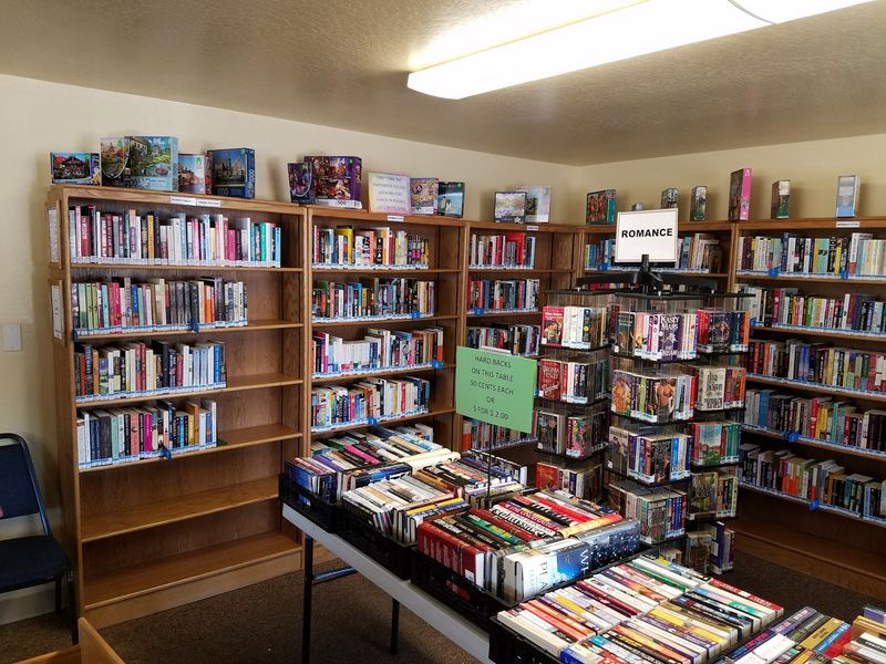 Browsers Corner Book Store