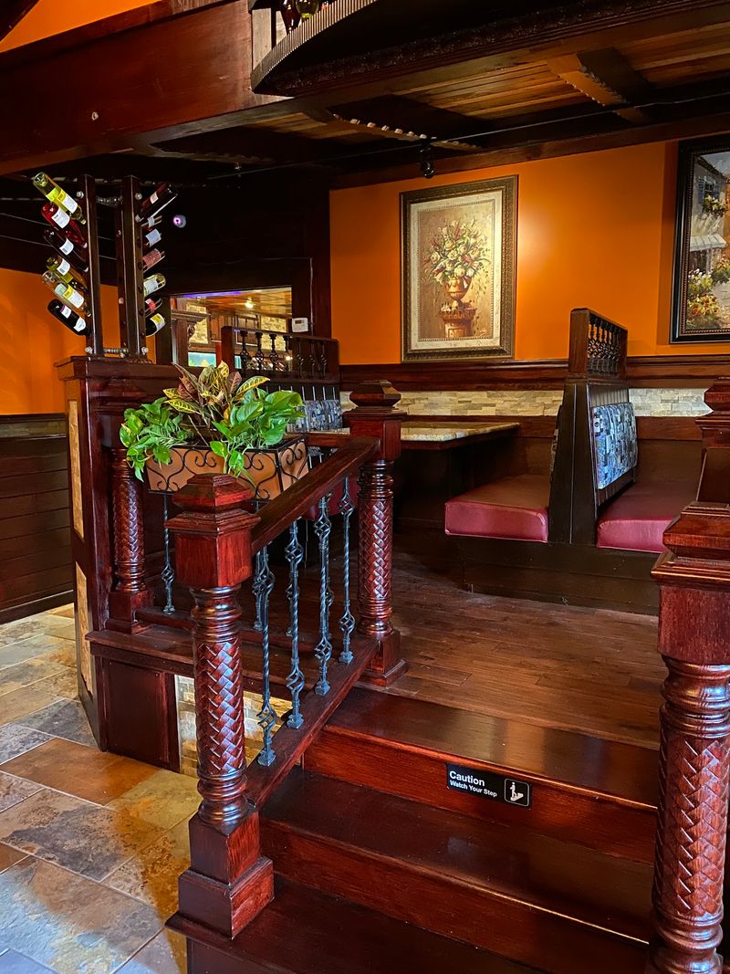 Moustos Pasta & Grill