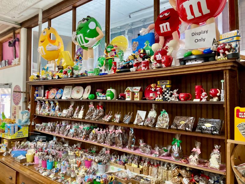 Wisconsin Goods And Gift-Ready Finds