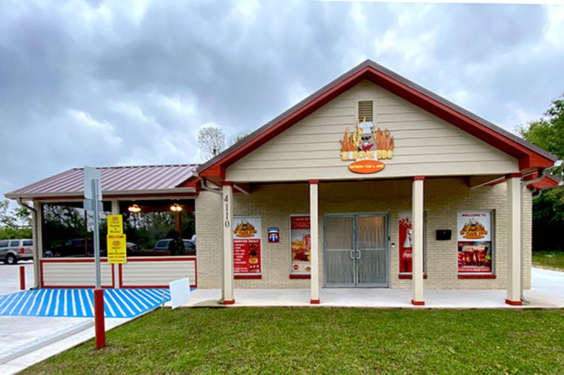 McInnis's 12 Bone BBQ - Gulfport