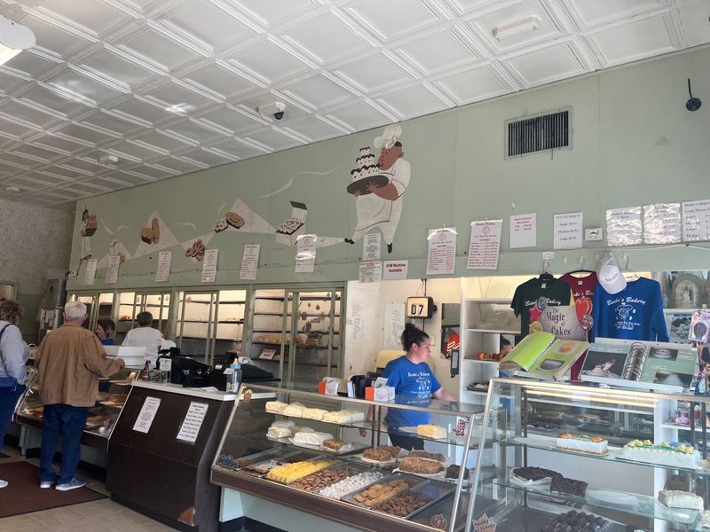 Burke's Bakery & Delicatessen
