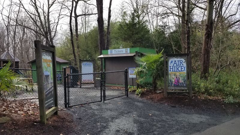 Air Hike Ropes Course - Treehouse Trek