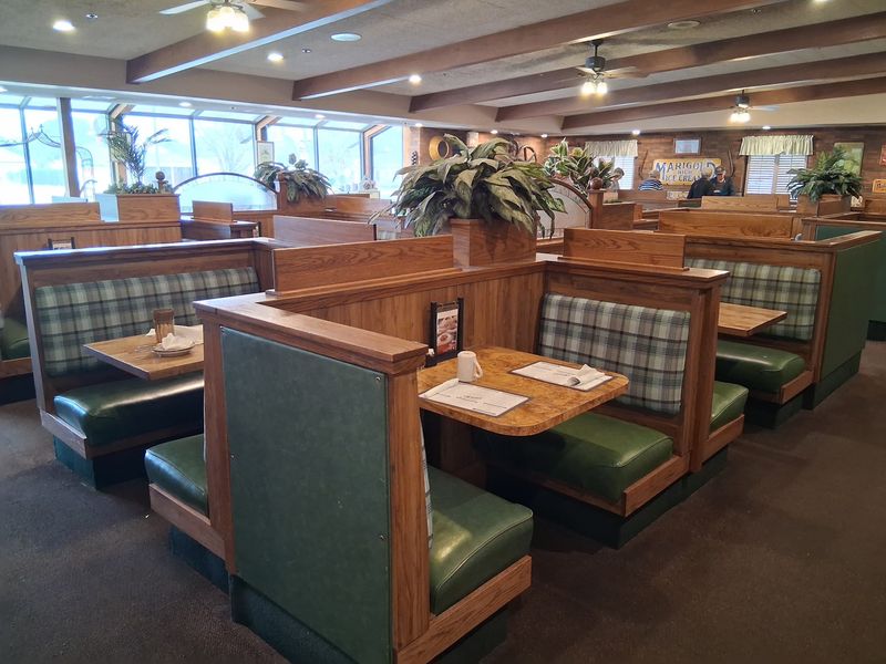 Booths, Antiques, And An Unhurried Room