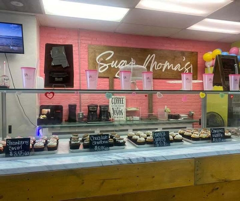 Suga Moma's Cupcakes And Thangs