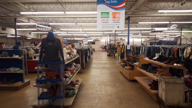 AMVETS Thrift Store, Memphis, TN