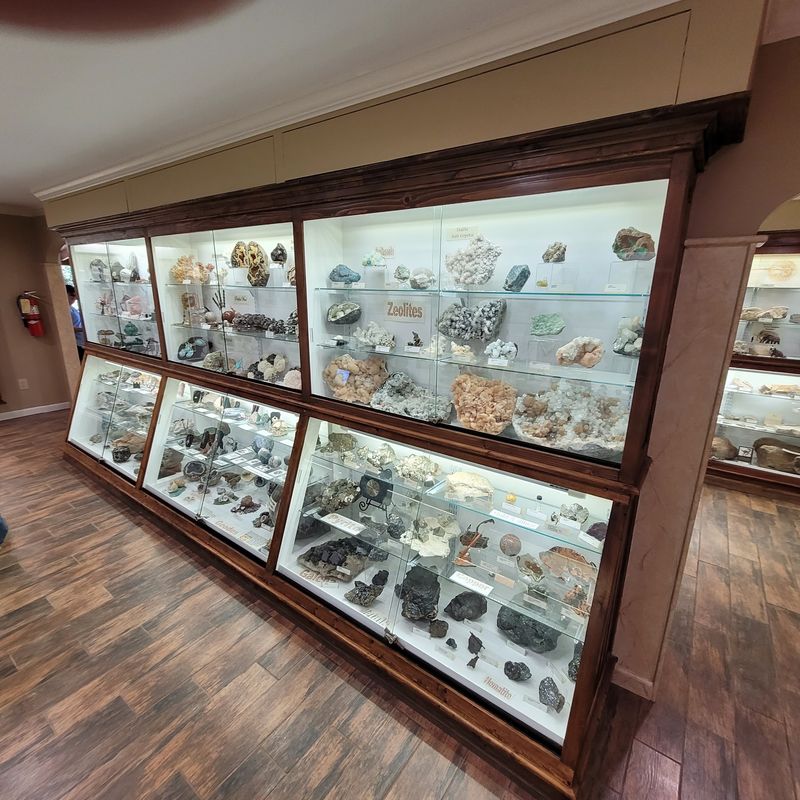 Gem Mining At The Flume