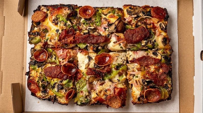 R Town Pizza Runs The Detroit Playbook