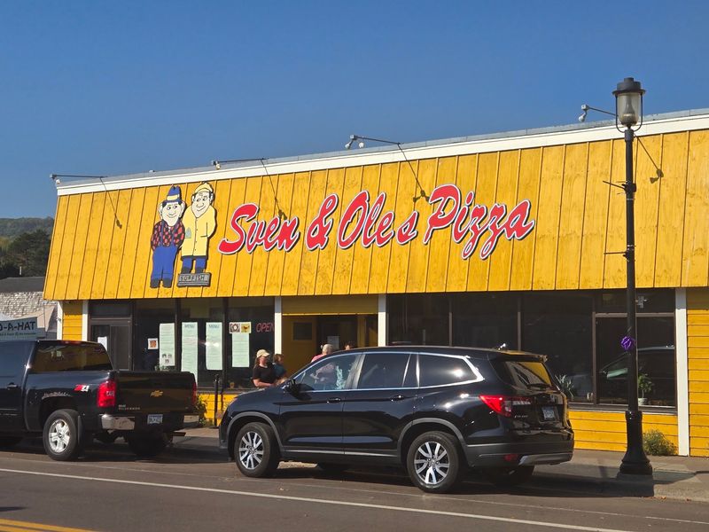 Sven & Ole's Pizza