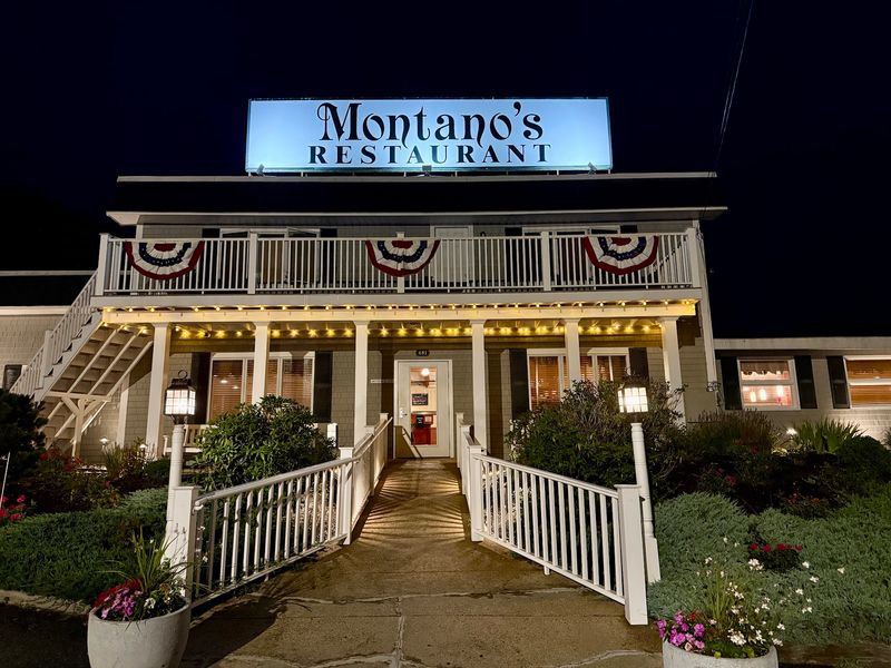 Montano's Restaurant (North Truro)