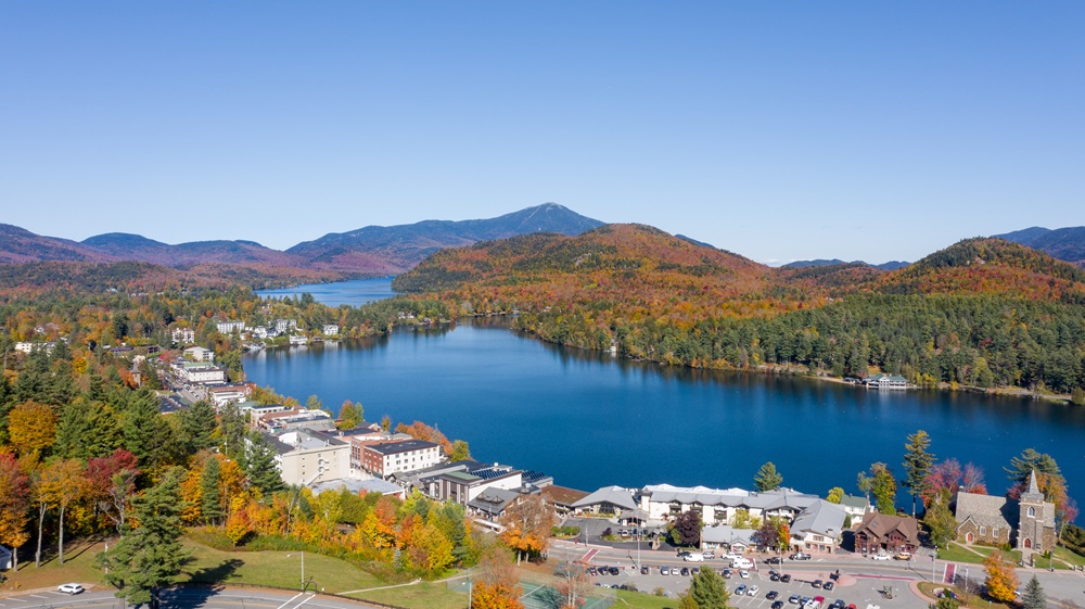 Lake Placid NY in the fall (Credit: High Peaks Resort)