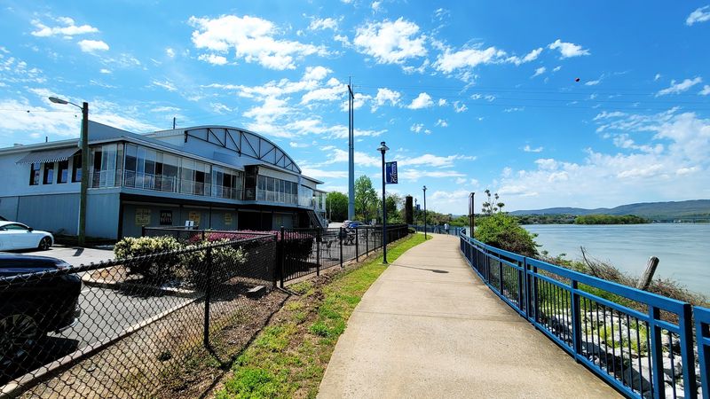 Boathouse Rotisserie & Raw Bar
